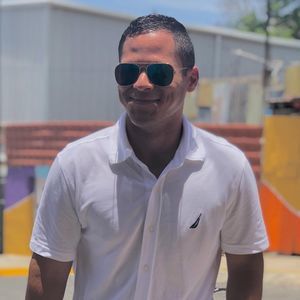 Meet your Posher, Fernando